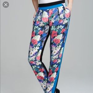 Rebecca minkoff drift floral Rayon pants size 0